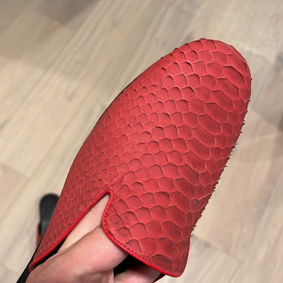 Manolo Blahnik men’s slips. Red Snake Skin - Picture 4 of 4